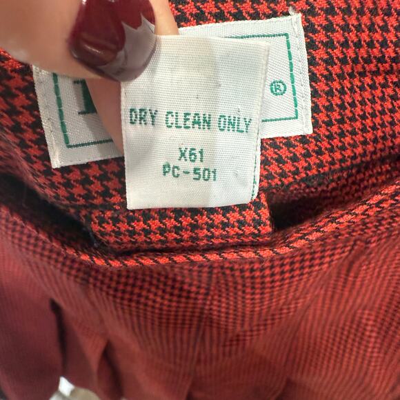 Izod Red Plaid Pleated Vintage Mini Skirt Sz 8 - Picture 5 of 11